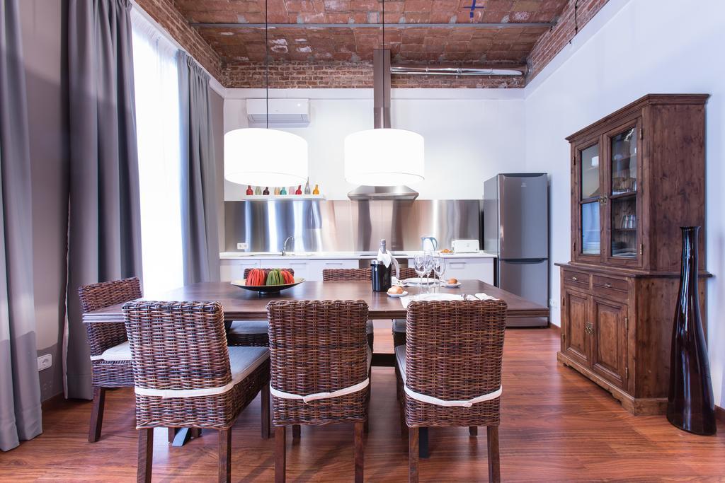 Serennia Apartamentos Ramblas - Placa Catalunya Barcelona Pokoj fotografie