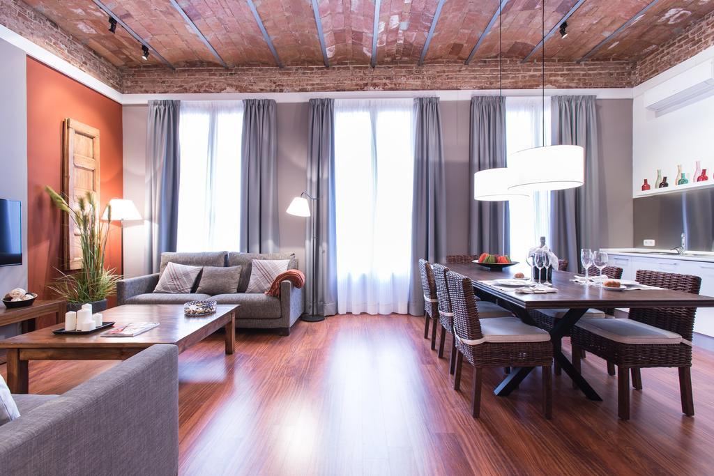 Serennia Apartamentos Ramblas - Placa Catalunya Barcelona Pokoj fotografie