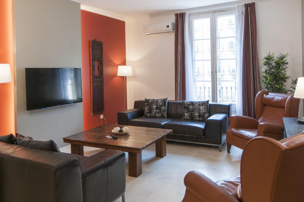 Serennia Apartamentos Ramblas - Placa Catalunya Barcelona Exteriér fotografie