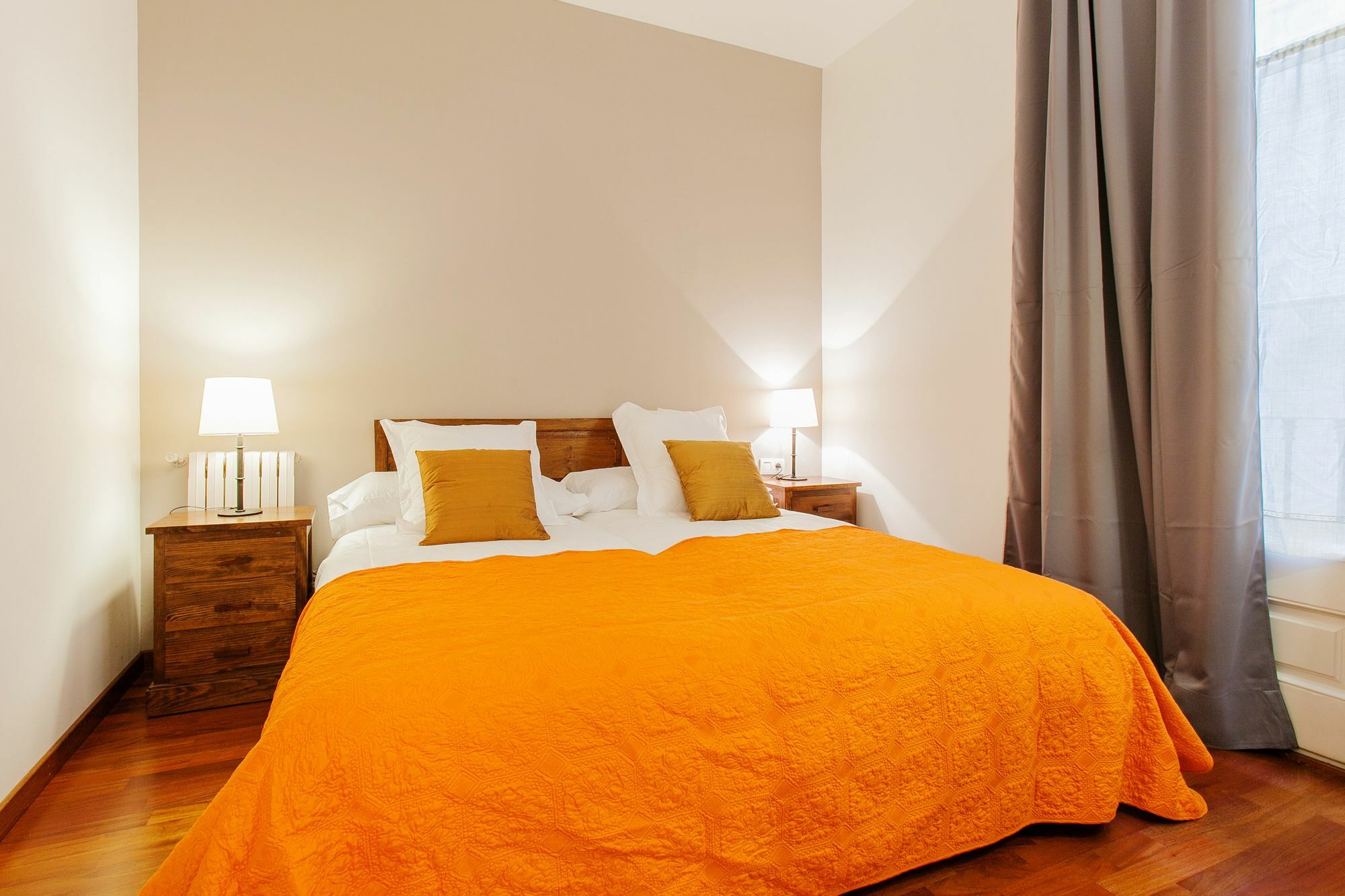 Serennia Apartamentos Ramblas - Placa Catalunya Barcelona Exteriér fotografie